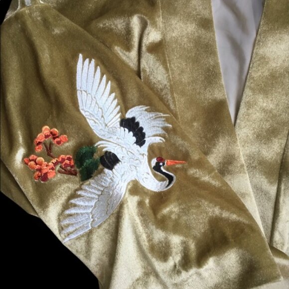 Gold velvet MO & Co Edition Robe - Picture 3 of 4